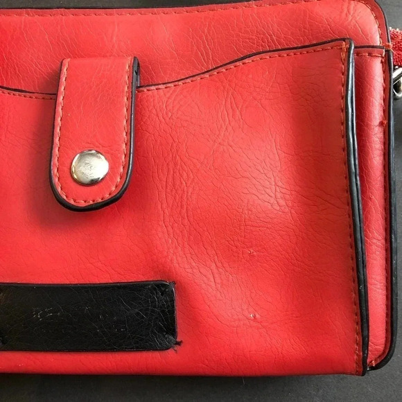 Reaction Kenneth Cole 100% PVC Crossbody Bag - Picture 6 of 10